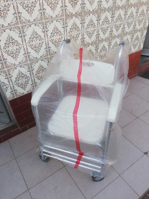 Cadeira de Higiene hospitalar