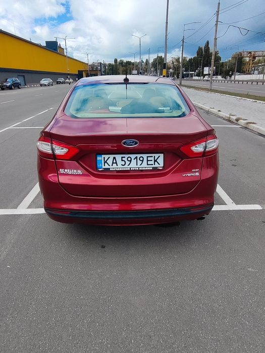 Продам Ford Fusion  2014