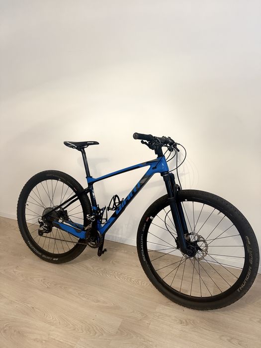 Гірський велосипед Giant XTC Advanced 29 Carbon – легка карбонова рама