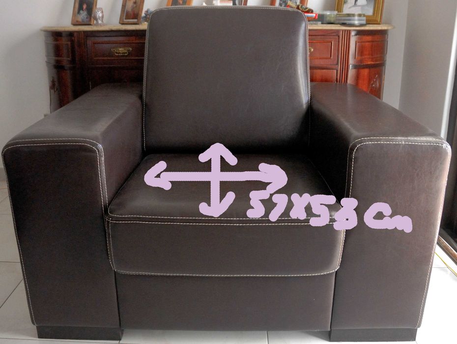 Jogo de sofás em pele