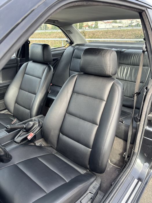 BMW e36 coupe 318is de 1993 - Restauro à chapa - Muito bom estado todo original