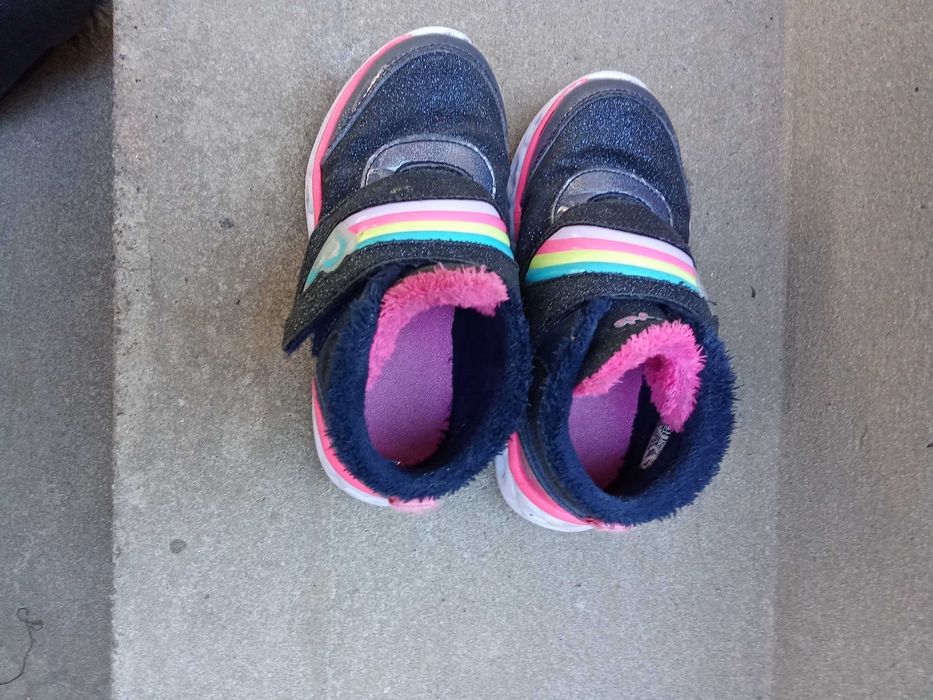 Sapatilhas skechers ( com luzes) usadas