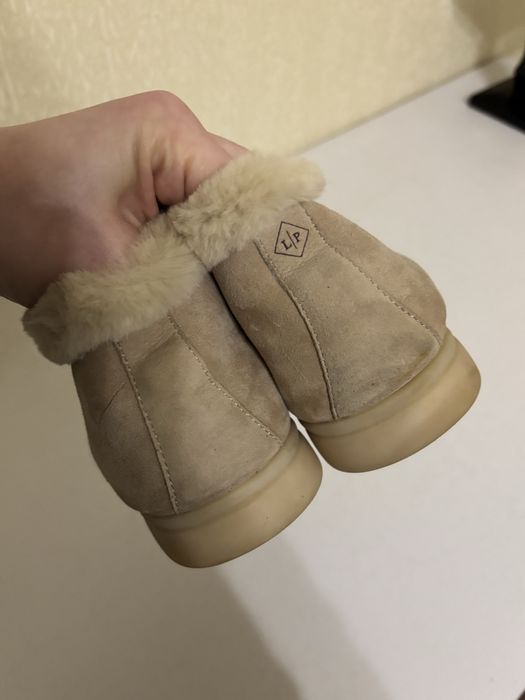 Лоферы Loro Piana Open Walk / Слиперы замшевые с мехом (оригинал)