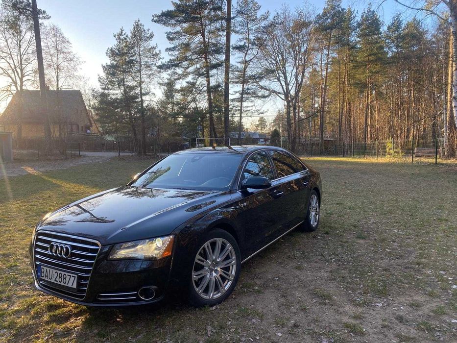 Samochód osobowy Audi A8