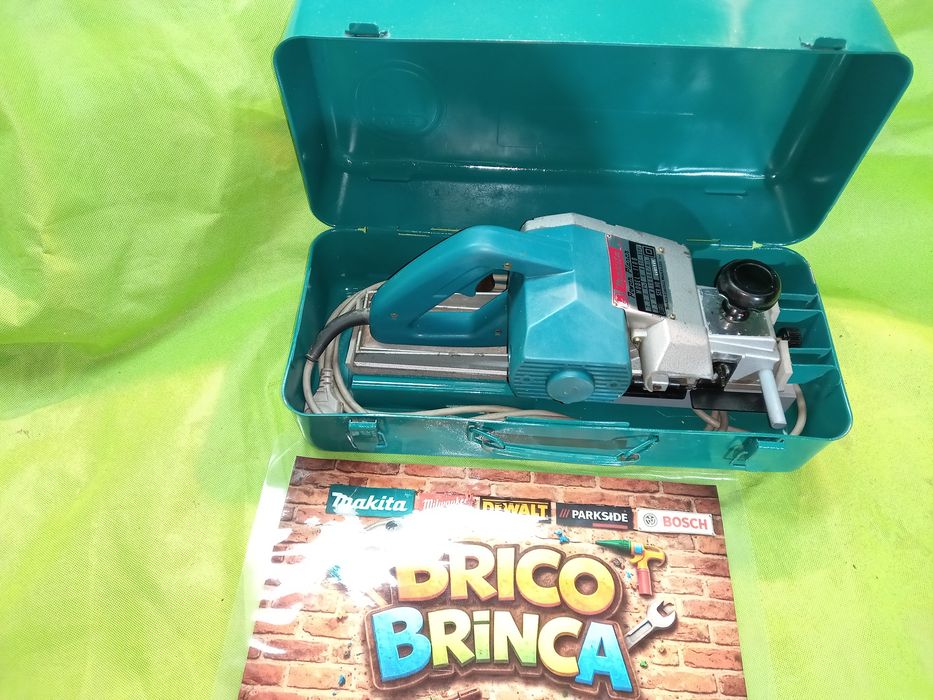 Plaina profissional makita
