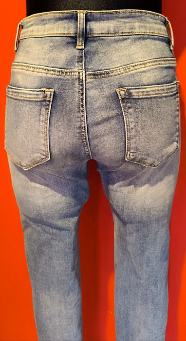 Fajne jeansy jeans spodnie z dziurami