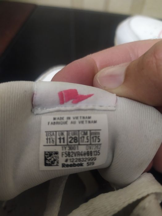 Дитячі кросівки Reebok, розмір 28