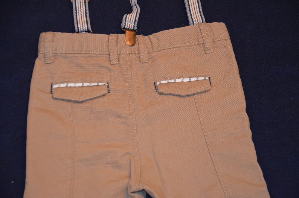 Spodnie chłopięce OKAIDI OBAIBI beżowe rozmiar 86 cm STAN IDEALNY!