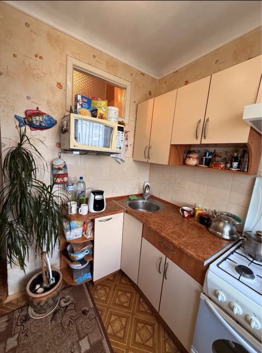 Продам 2 к квартиру. Лівий берег. Вул. Богдана Хмельницкого. ремонт. меблі. техника