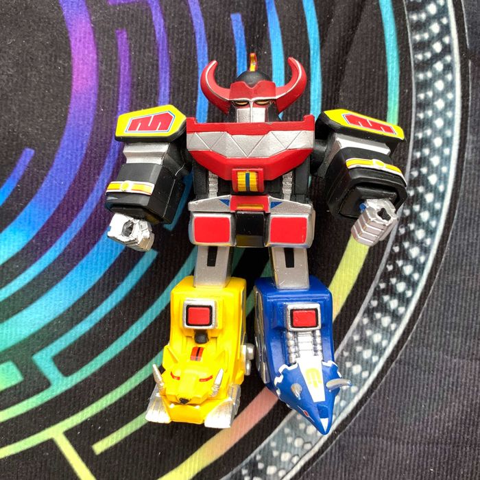 Hasbro 2019 Power Rangers Dino Megazord 4” і інші