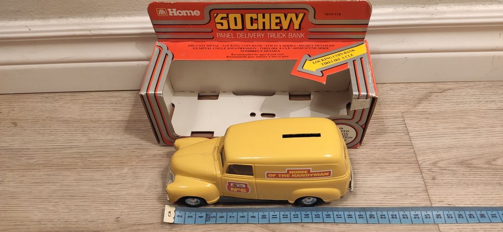 blaszana zabawka autko samochod metalow auto kolekc 18cm skarbonka USA