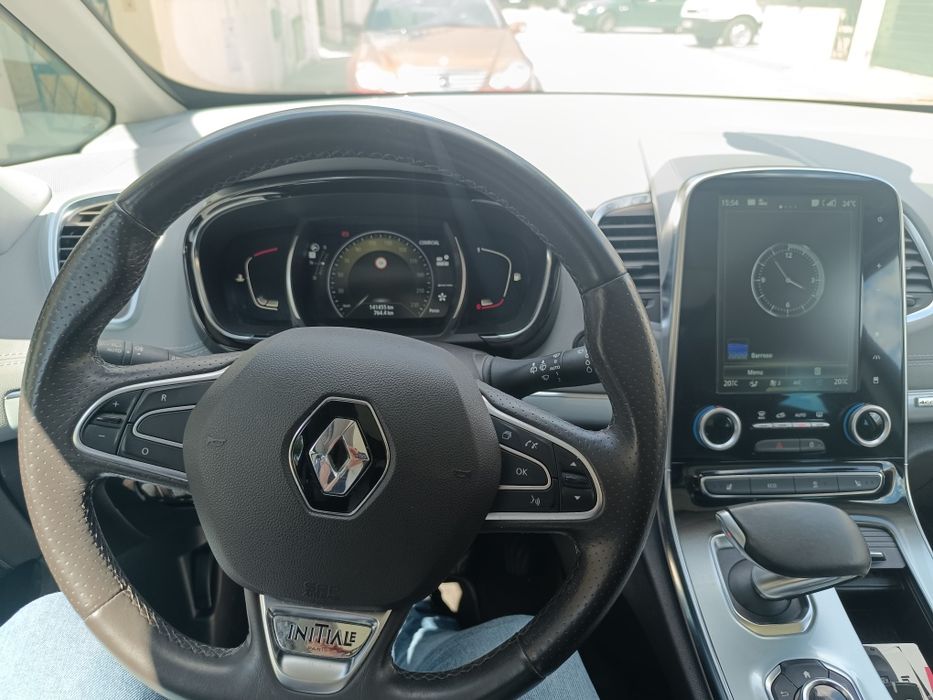 Renault Espace Initial Paris 5 lugares