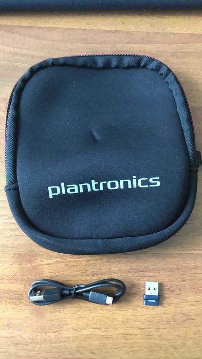 бездротова гарнітура Plantronics Voyager Focus UC B825