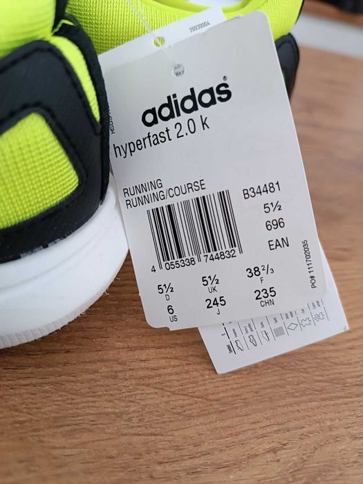 Damskie buty Adidas w rozmiarze UK 5,5