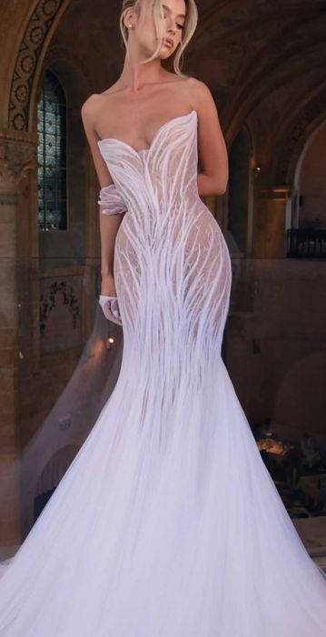 Весільне плаття Пошиття весільних суконь та фат на замовлення