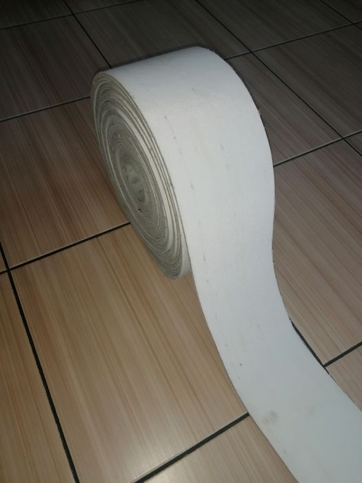 Pas transmisyjny wielowarstwowy