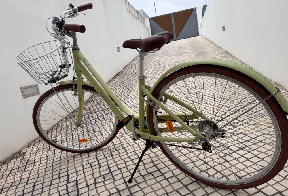 Bicicleta de cidade da Marca Liv feita pela giant