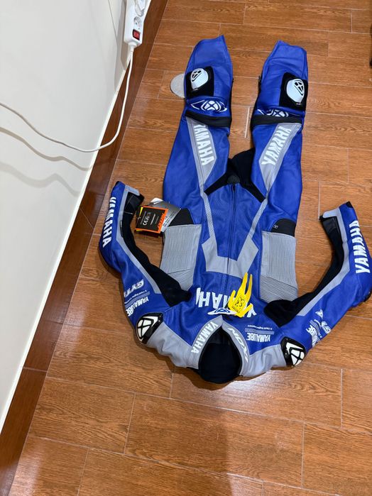Fato de andar de moto