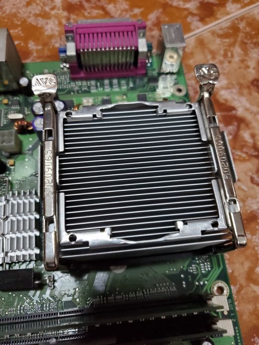 Placa de computador para peças64309807177857121