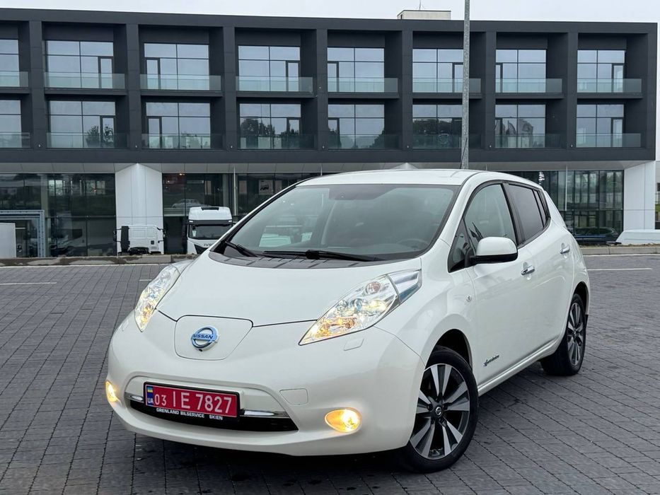 Nissan Leaf Tekna 30 kWh 2016r