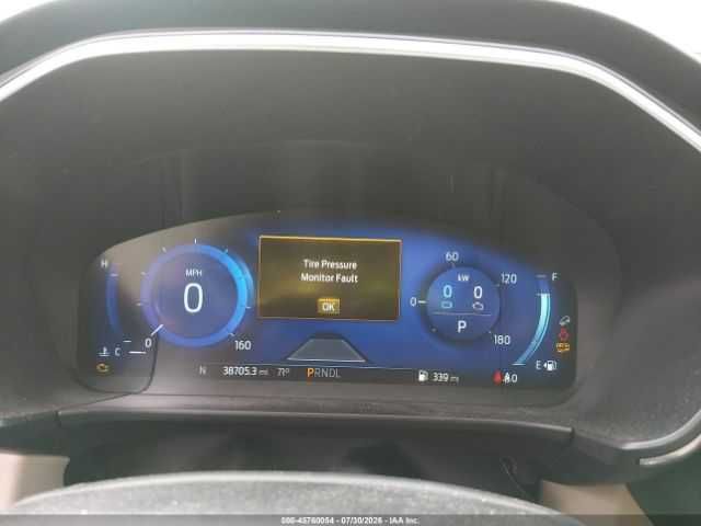 Ford Escape Titanium Hybrid 2020;
