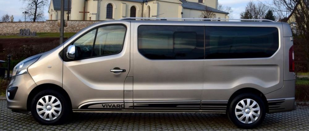 Przewoz osob bus 9 osobowy transfer taxi wypozyczalnia