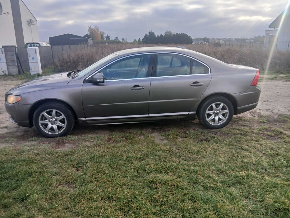 Volvo S80