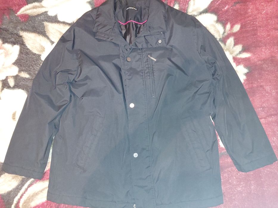 Продам зимову куртку