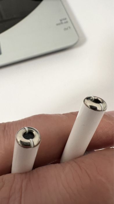 Продам наушники Apple AirPods 2019 (2 поколения) MRXJ2RU/A