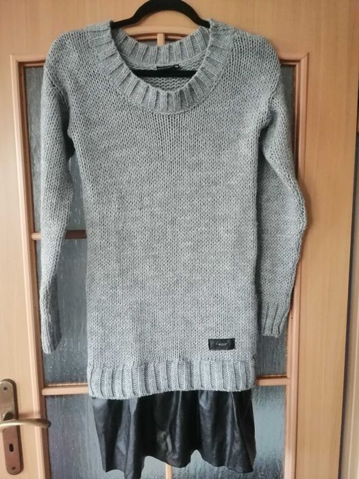 Sukienka sweterkowa na zimę
