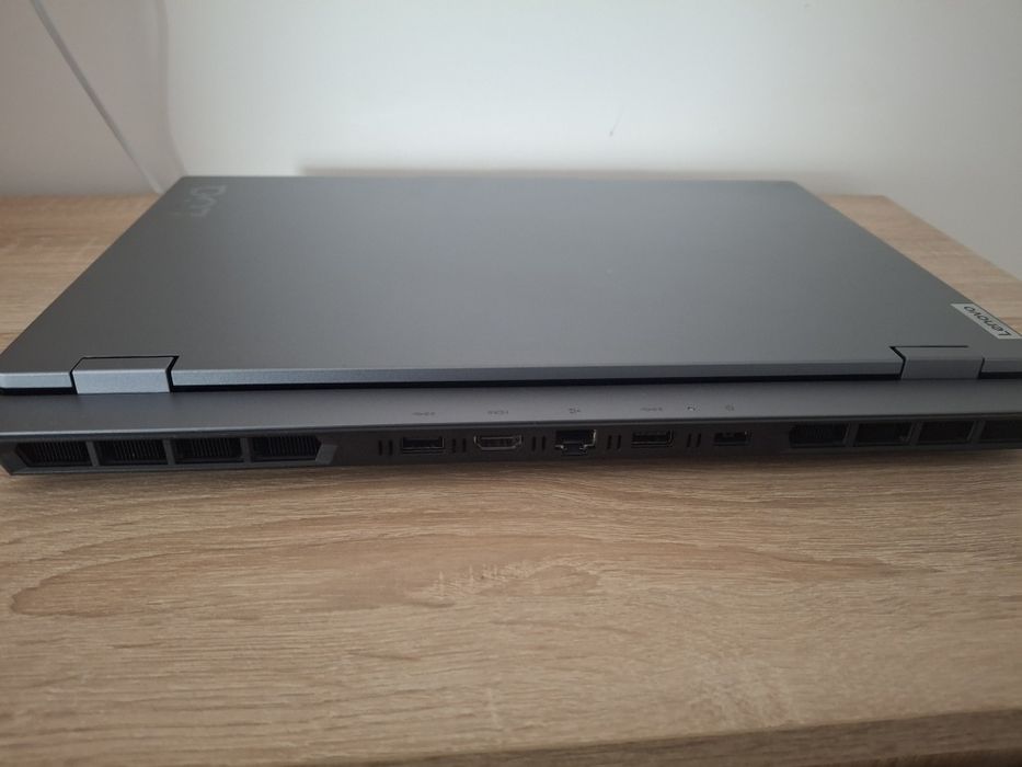 Laptop Lenovo LOQ 15 / i5-13450HX / RTX 5050