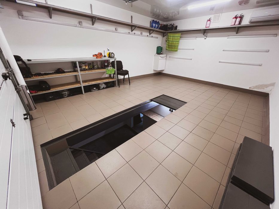 Продам Гараж Теплична 38