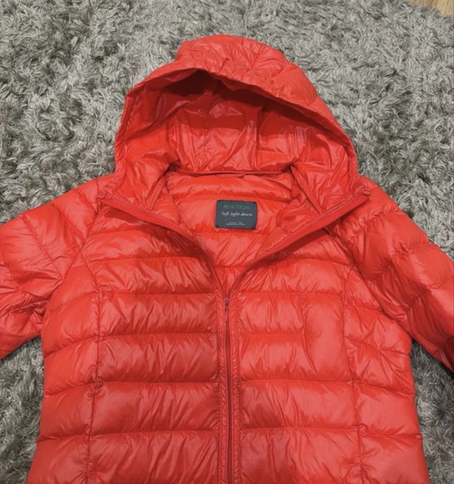 Casaco de penas sintéticas Benetton