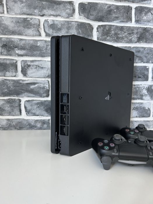 Ps4 slim 1 tb - 21 игра, 2 геймпада - с Дисководом
