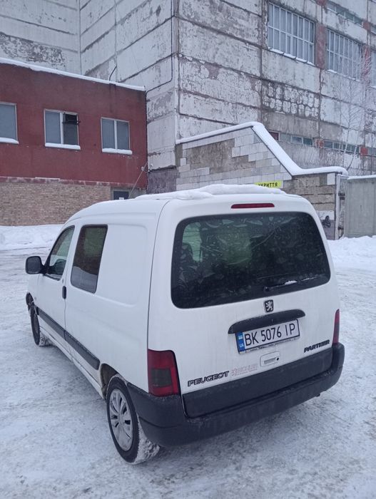 Продаю Peugeot partner 1.4 бензин