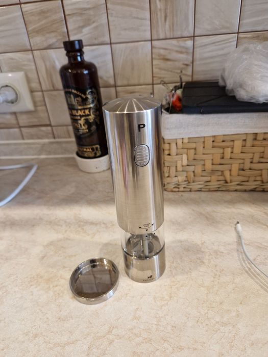 Мельница электрическая для перца Peugeot 20см