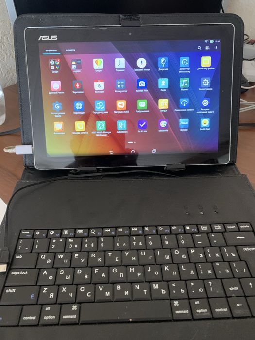 Продам планшет ASUS ZenPad10