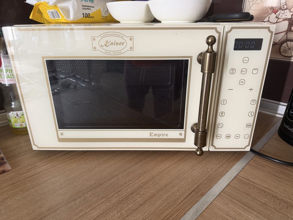 Продаж вбудованої кухні