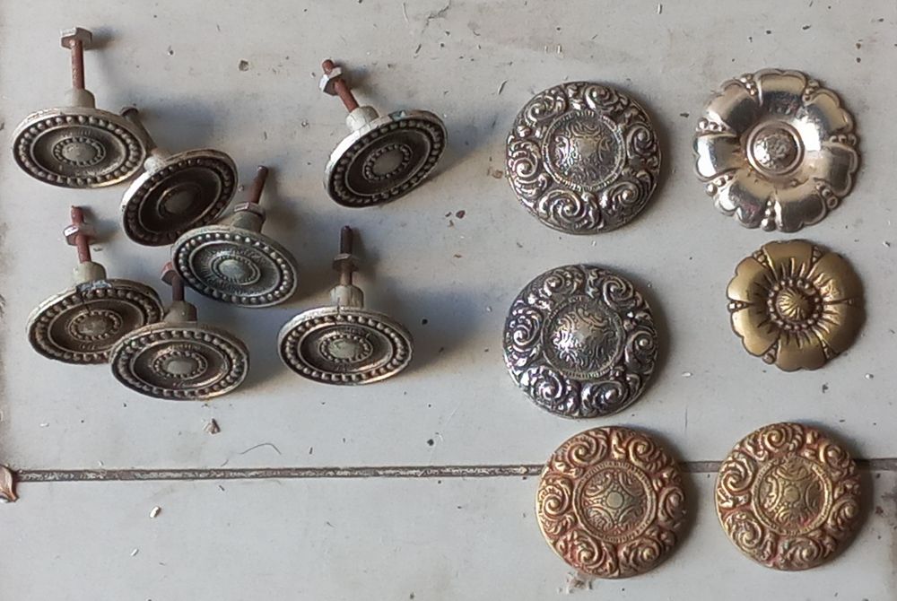 Puxadores de armários antigos