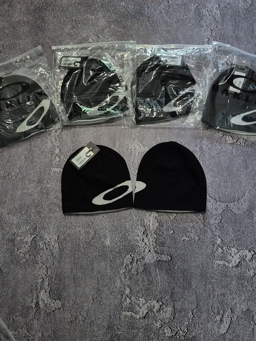 Шапка oakley hat