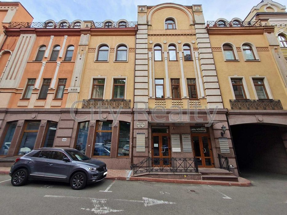 Офіс 152 м.кв. вул. Верхній Вал 4А Поділ метро Контрактова площа Без%