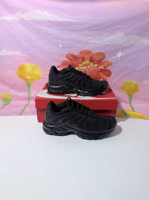 Air Max TN Plus Black R.40