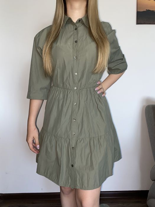 Khaki, koszulowa sukienka, Stradivarius