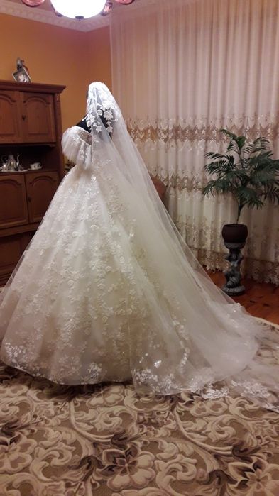 Весільна сукня розмір S