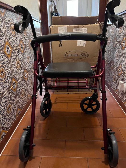 Andarilho como novo sem uso