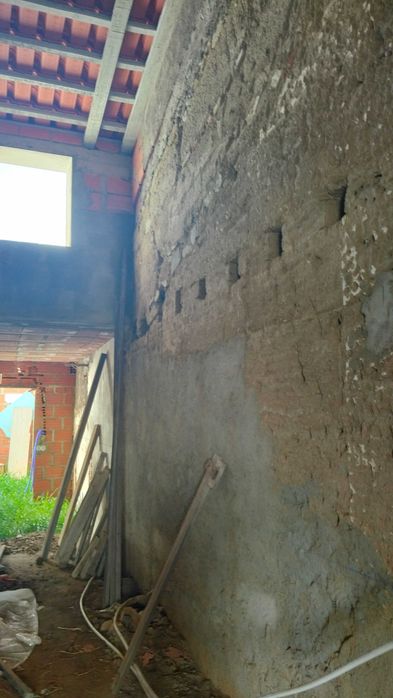 Moradia para reconstrução com projeto aprovado - Castro Verde