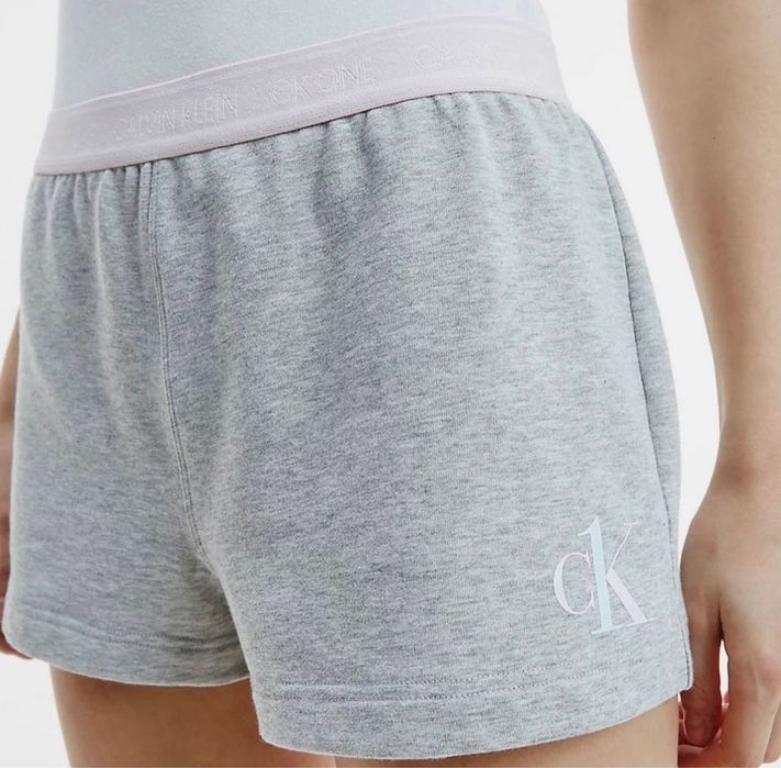Шортики Calvin Klein