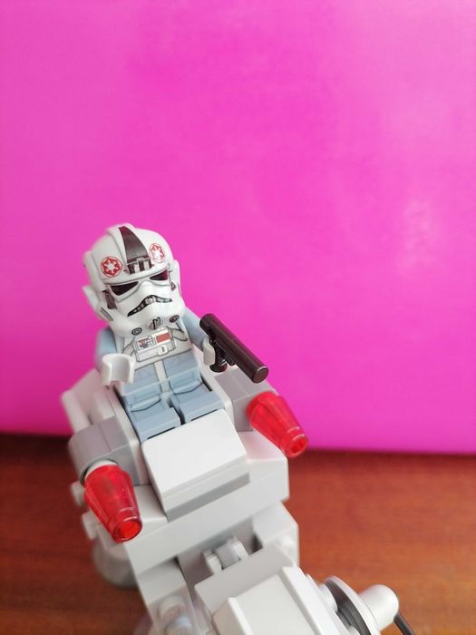 Lego star wars sem instruções