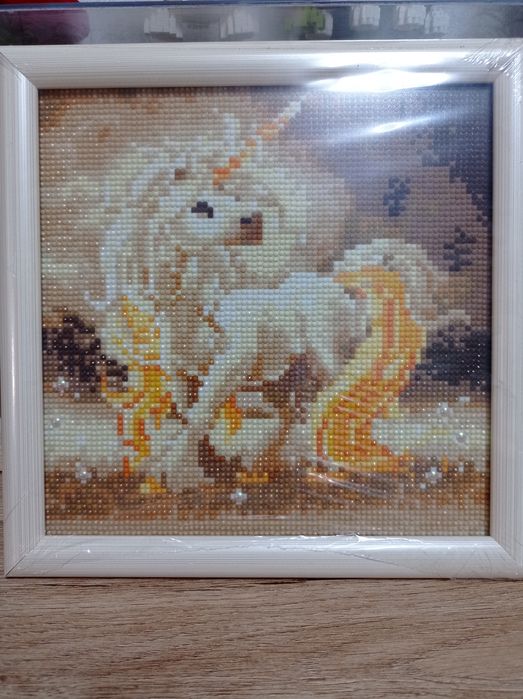 Картина Единоріг. Алмазна мозаїка