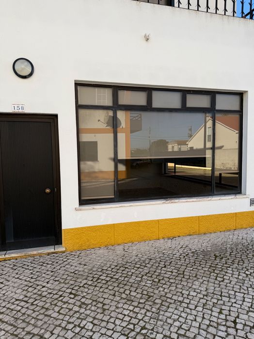 Loja para arrendar em Marinhais